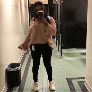 Meet your Posher, Alejandra